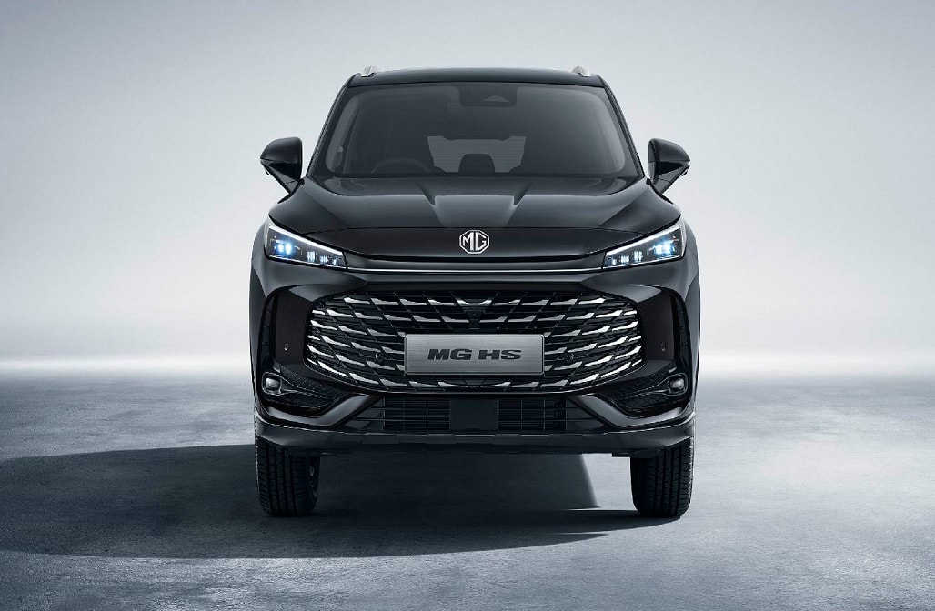 MG HS PHEV plug-in hybrid SUV in white, the first MG plug-in hybrid offered in Brunei